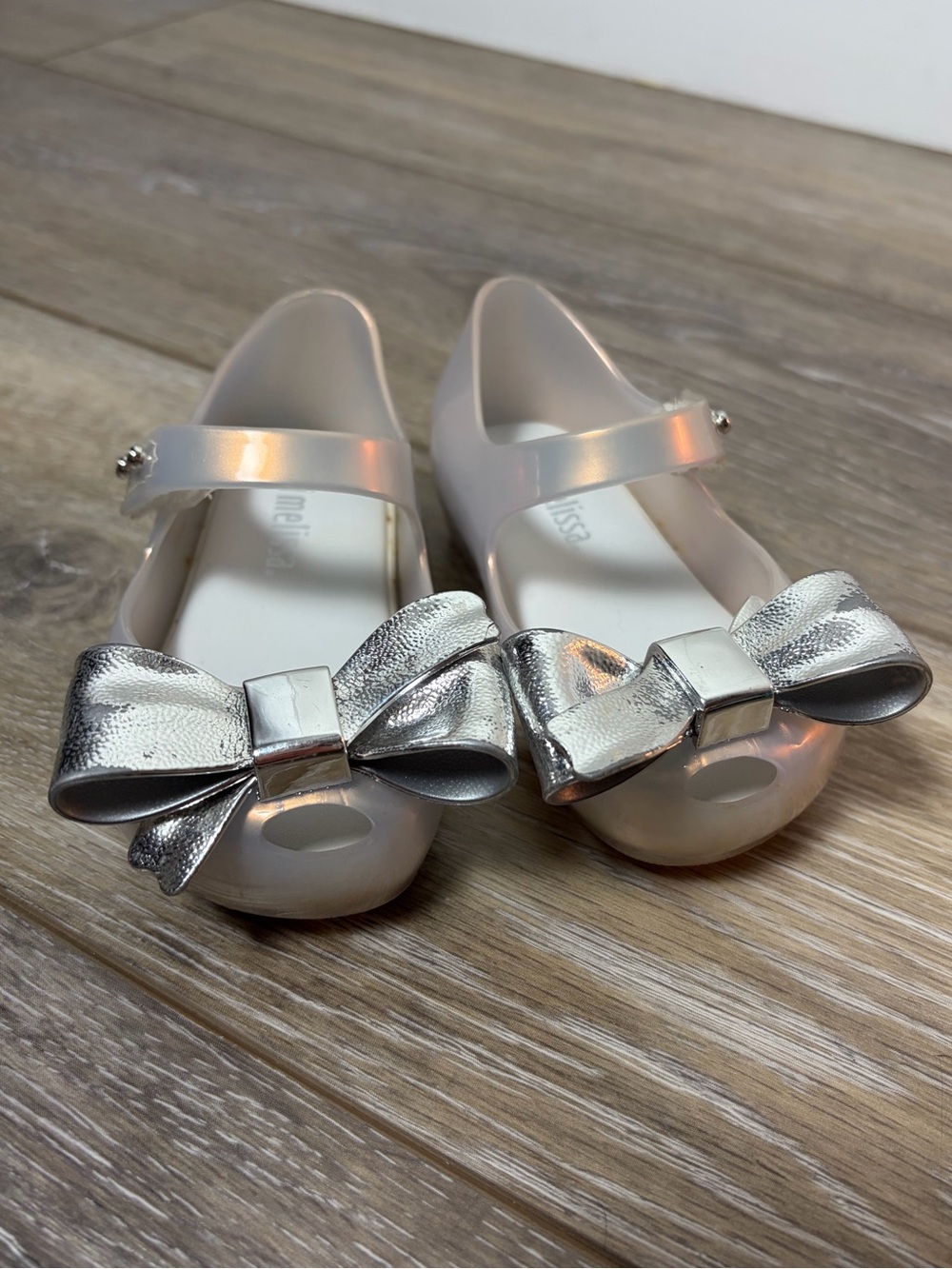 Mini Melissa Silver Bow Flats